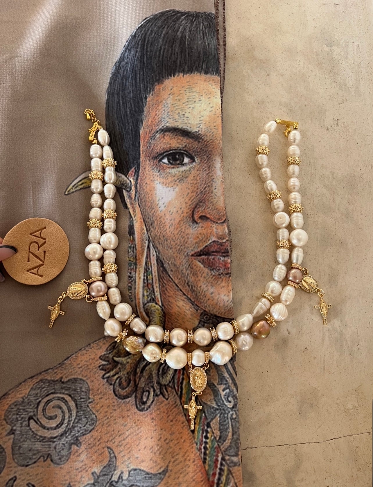 Sacred – Azra